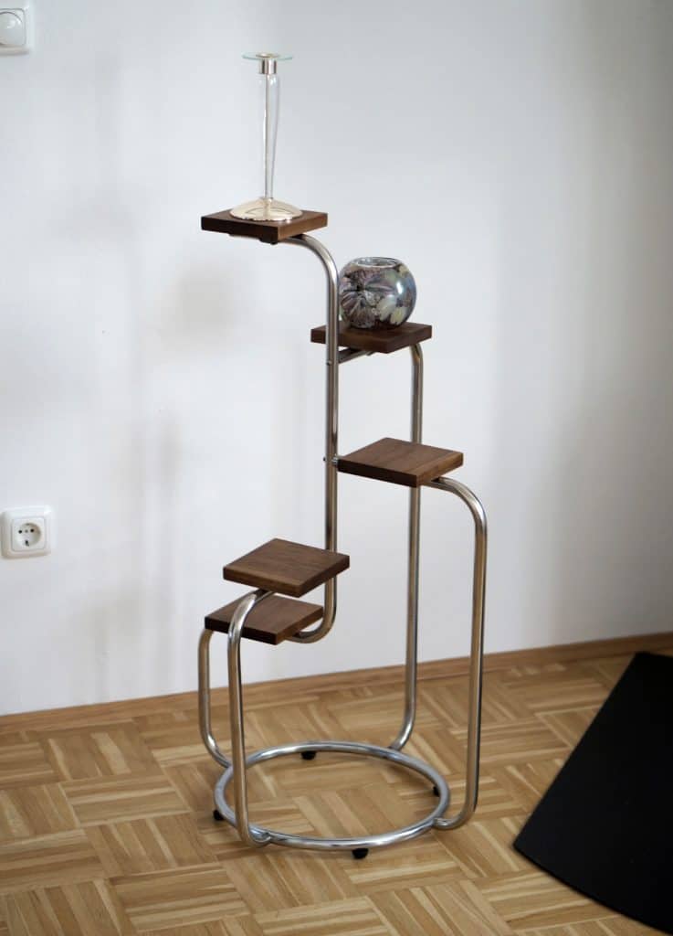 Bauhaus Etagere aus verchromten Stahlrohren A1002